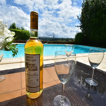 Mansion In Belves With Private Pool, Cleaning Included *